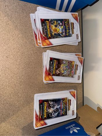 Booster Blister Pokemon 8 Étincelles déferlantes