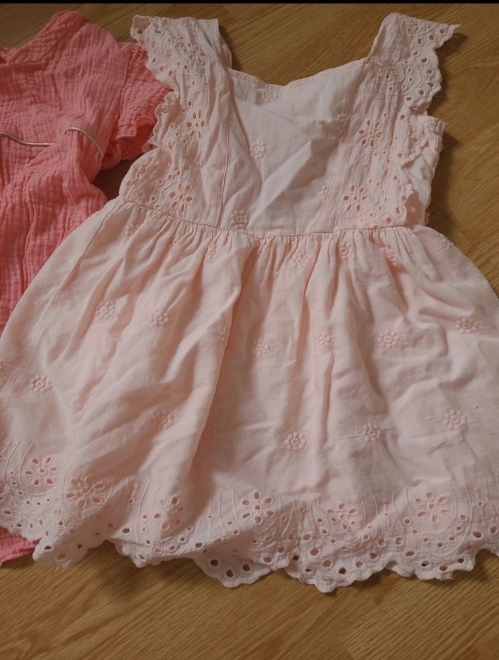 Lot 3 robes fille 5ans - photo numéro 3