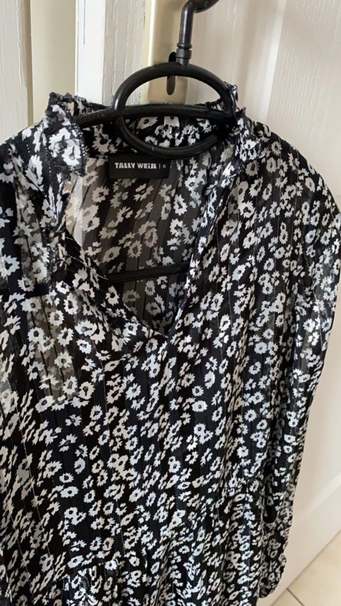 Robe motifs fleurs - photo numéro 2