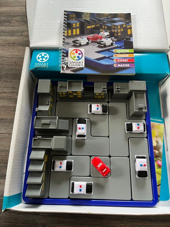 Smart games au voleur très bon état - photo numéro 2