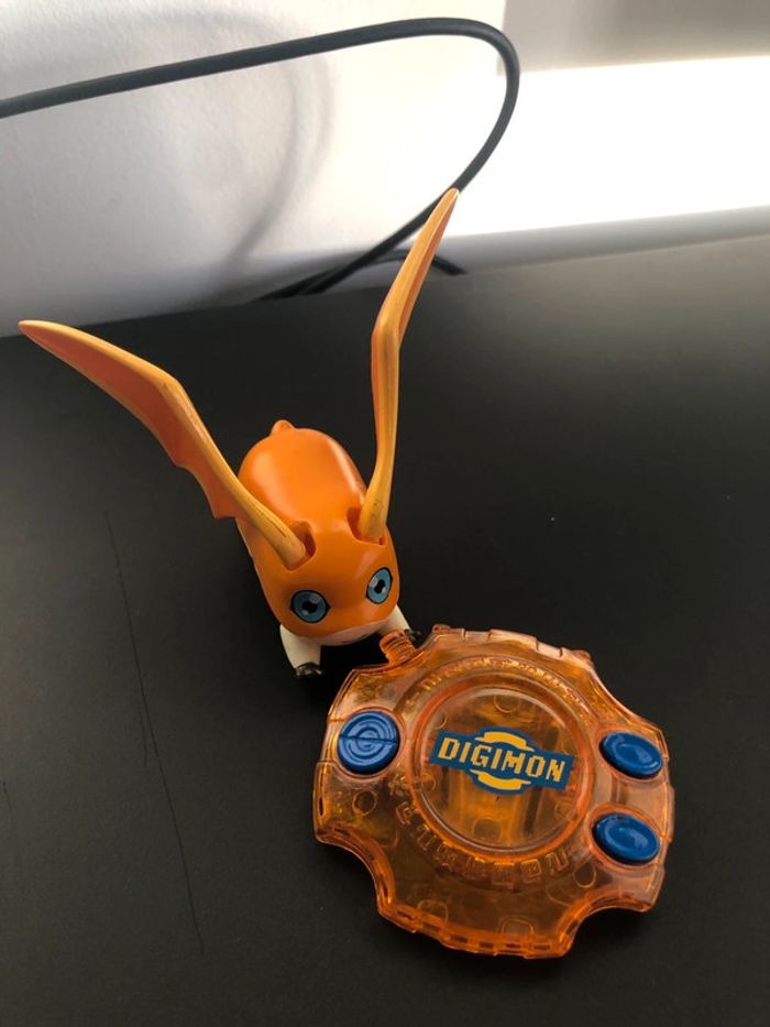 Figurine Digimon Bandaï Patamon + badge 1999