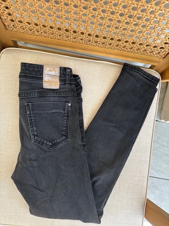 Jean noir skinny zara taille 38