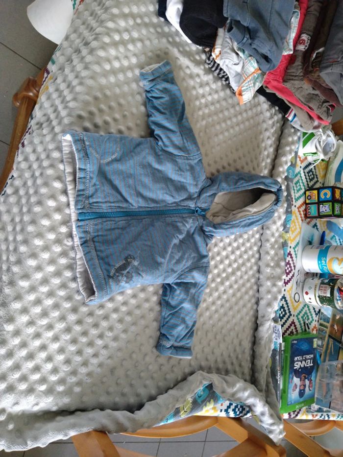 Gilet chaud tout compte fait 3 mois