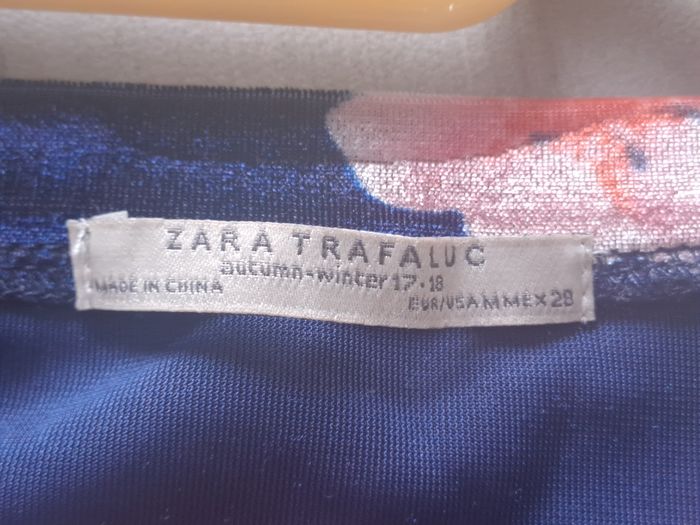 Top velours et transparence floral Zara Taille 38 - photo numéro 7