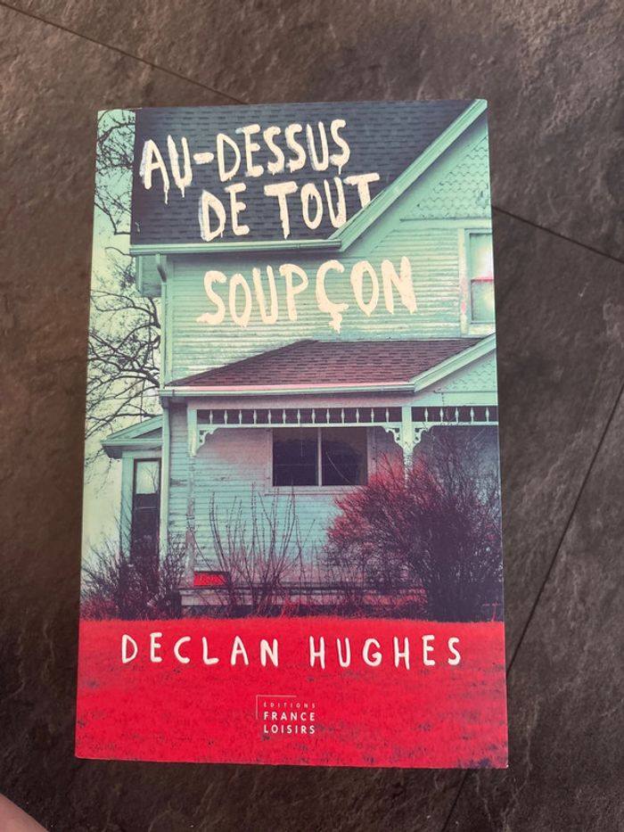 Livre : Au-dessus de tout soupçon