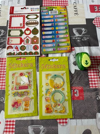 Lot d’articles pour loisirs créatifs