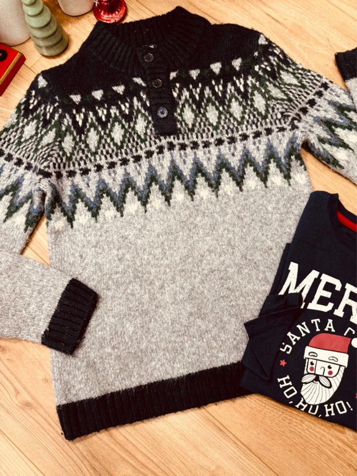 Taille 8 ans pull et teeshirt Noël garçon Kiabi gris bleu marine * Père Noël * 🎄 - photo numéro 3