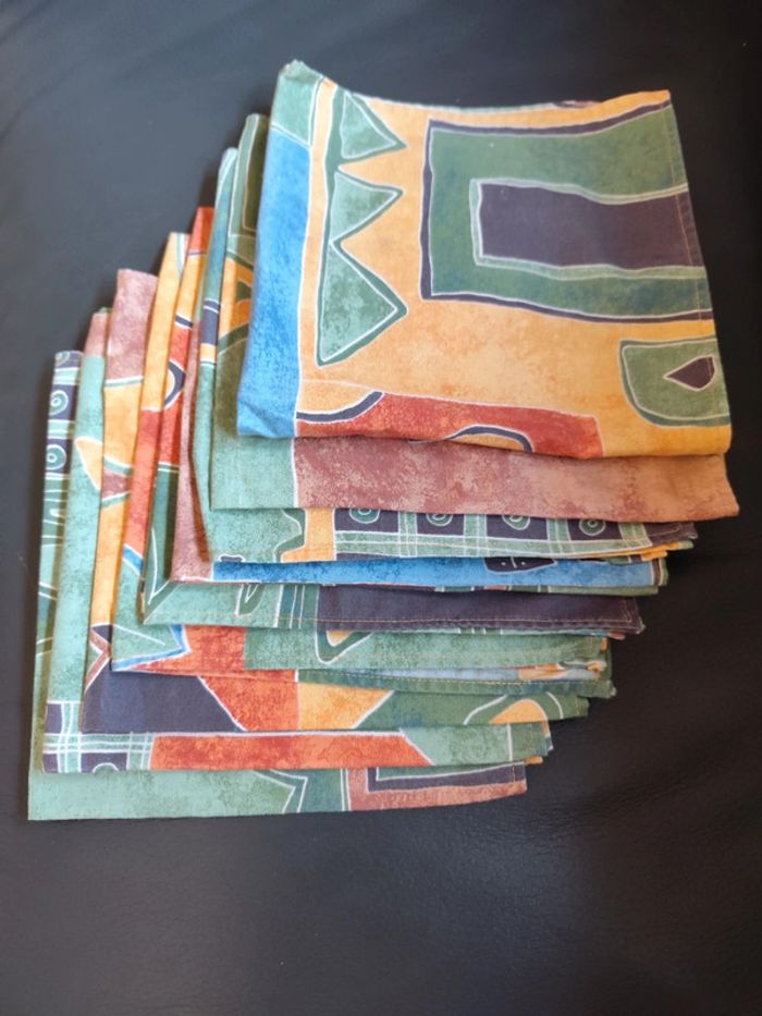 Nappe carrée en coton et ses 9 serviettes assorties - photo numéro 2