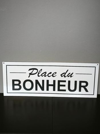 Plaque décorative en métal