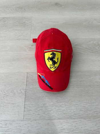Casquette Ferrari