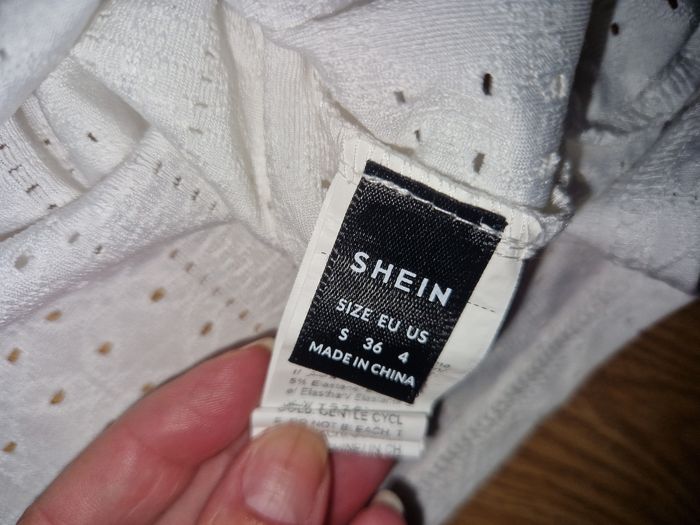 Debardeur Shein taille S NEUF - photo numéro 2