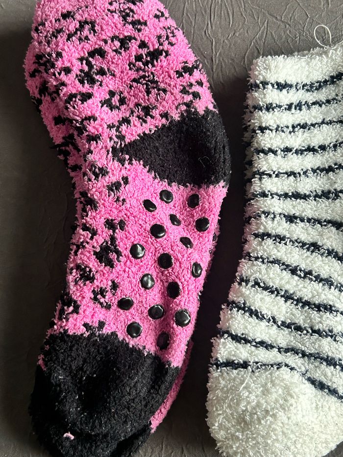 Lot de 4 paires de chaussettes de nuit enfant - photo numéro 3