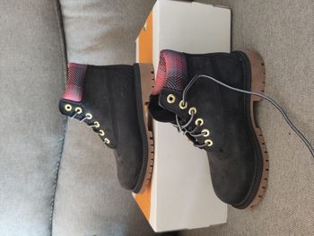 Boots cuir Timberland Premium noir/rose 31