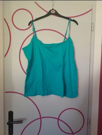 Débardeur a fine bretelles Primark taille xxl 2