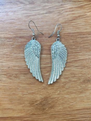 Boucles d'oreilles ailes strass