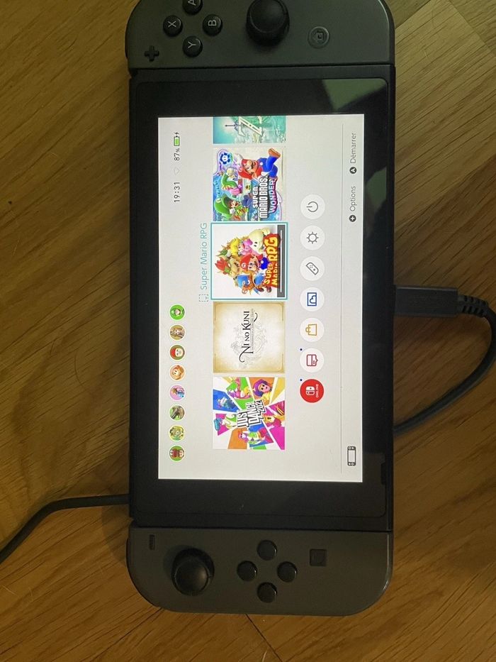 Nintendo Switch 32 Go - photo numéro 9