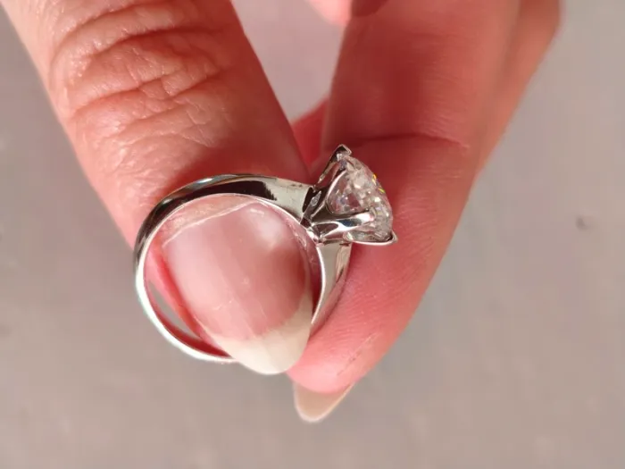 Bague solitaire en argent - photo numéro 7