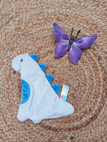 Doudou dinosaure