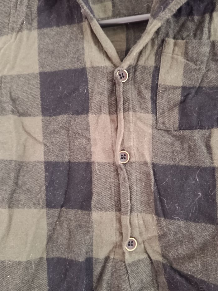 Chemise a carreaux - photo numéro 3