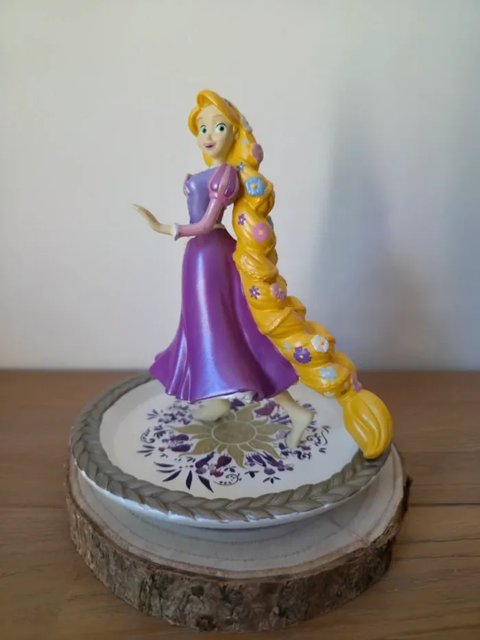 Raiponce figure anniversaire 10 ans disney japon