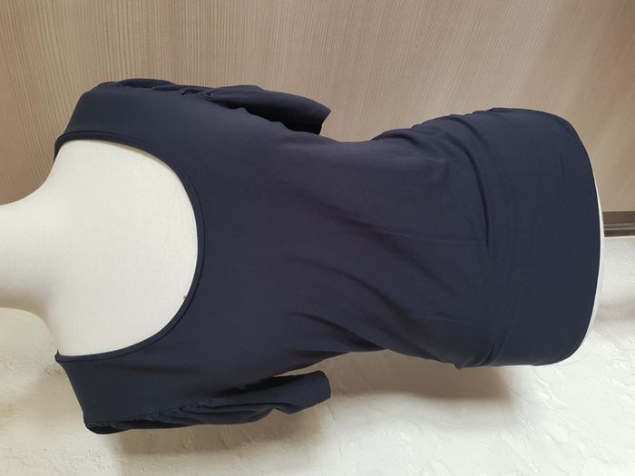 Top marine taille 40 manches bouffantes - photo numéro 2