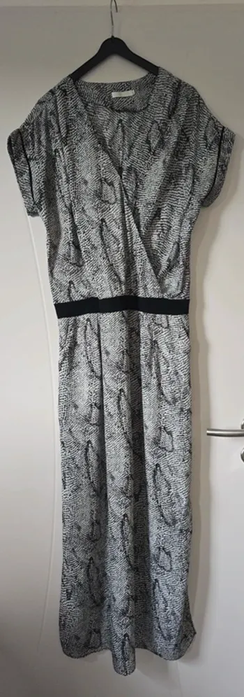 Robe longue et fluide motif animal