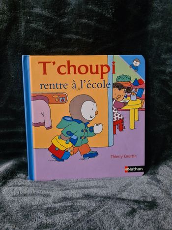 T'choupi rentre à l'école 14