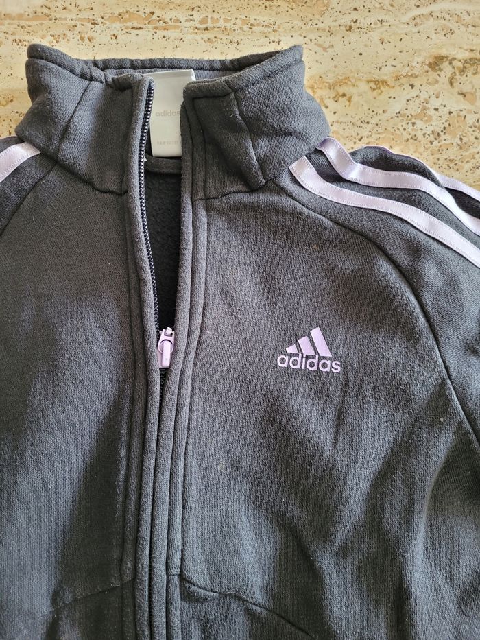 Adidas veste grise et violette 10ans - photo numéro 2