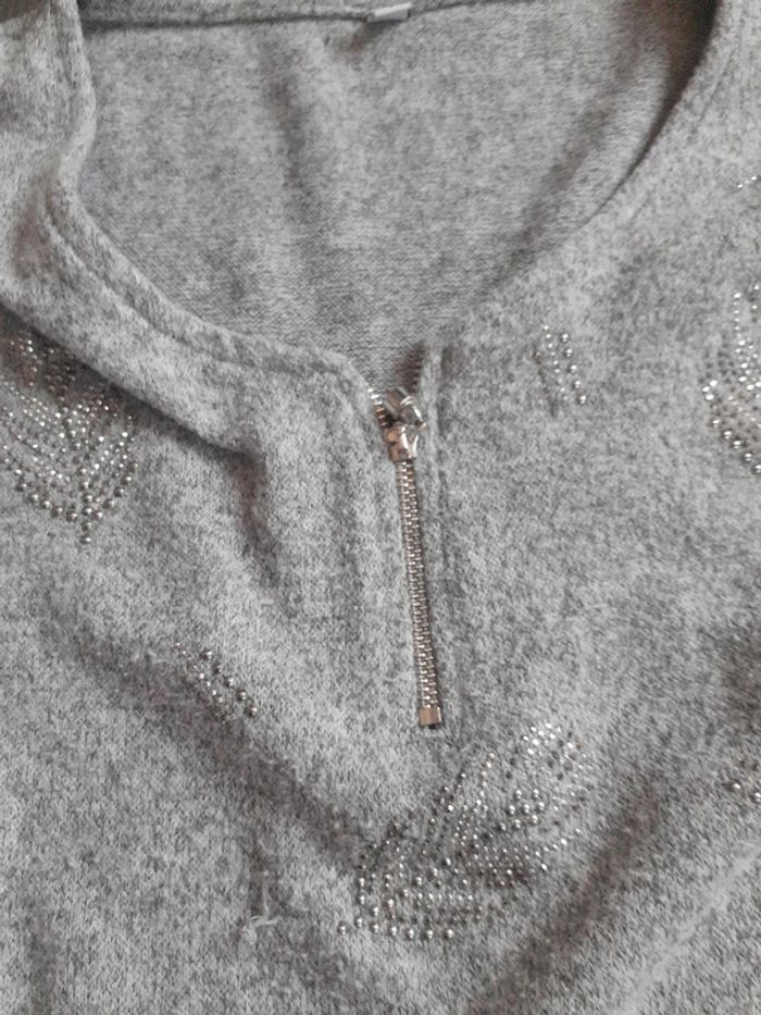 Pull gris - photo numéro 3