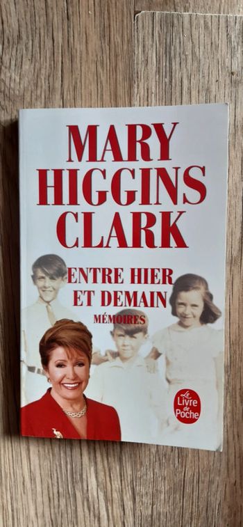 Livre Entre hier et demain