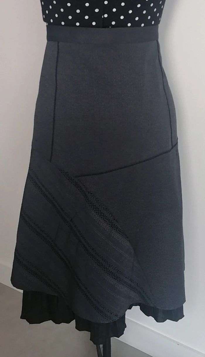 Jupe longue gris foncé broserie Taille 5XL Vintage - photo numéro 2