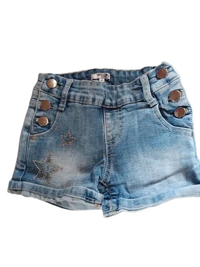 Joli short en jean Taille 4 ans
