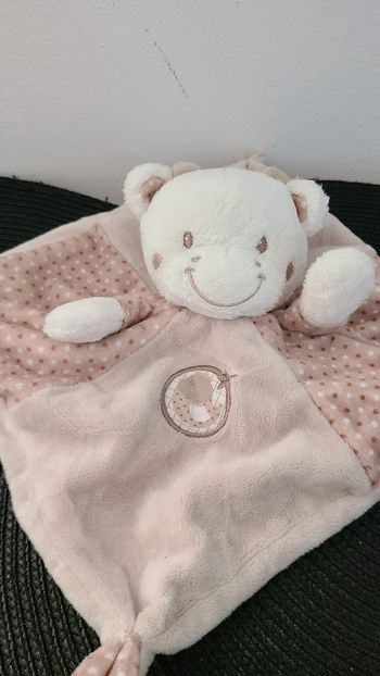 Doudou plat vache beige gris pois MOTS D'ENFANTS
