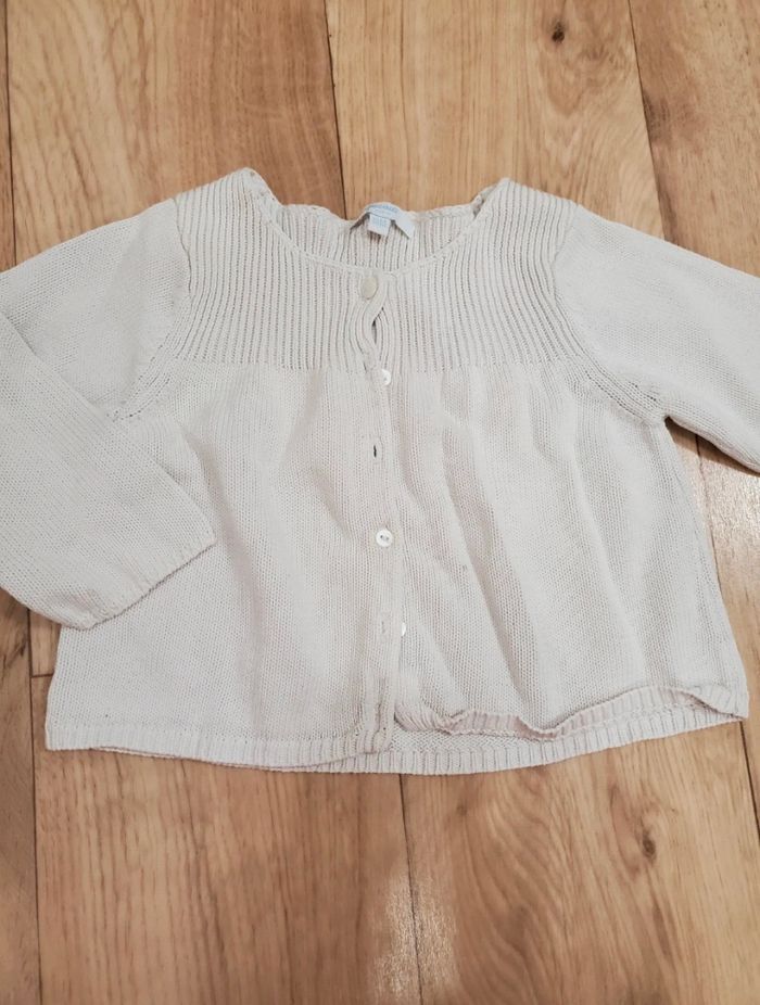 Lot 4 gilets fille 18 Mois - photo numéro 2