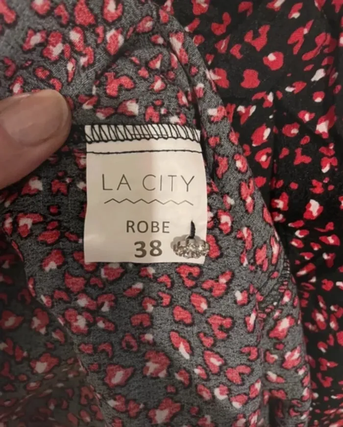 Robe La City bordeaux à motifs noir et blanc – taille 38 – neuve - photo numéro 8