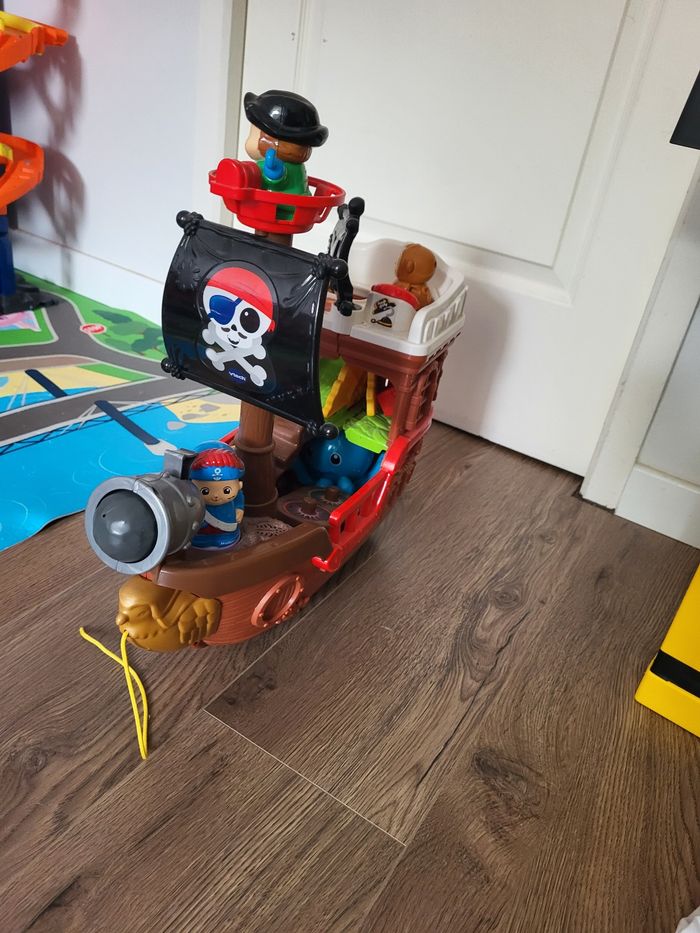 Bateaux Pirate Vtec - photo numéro 2