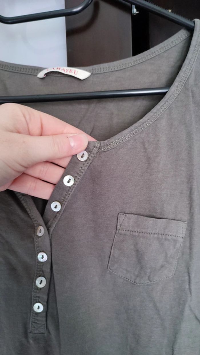 T-shirt col boutonné - photo numéro 2