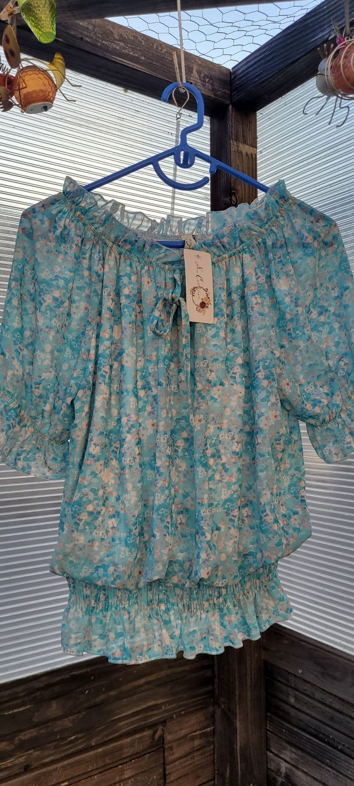 Blouse turquoise