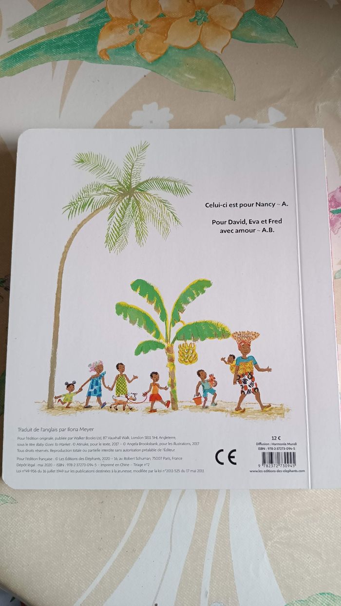 Livre cartonné bébé va au marché - photo numéro 2