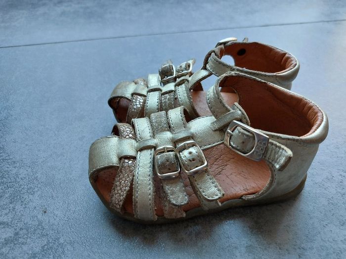 Sandales dorées - photo numéro 5