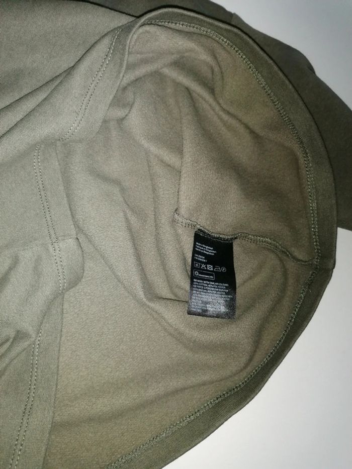 Sweat-shirt court à capuche kaki XS Divided - photo numéro 3