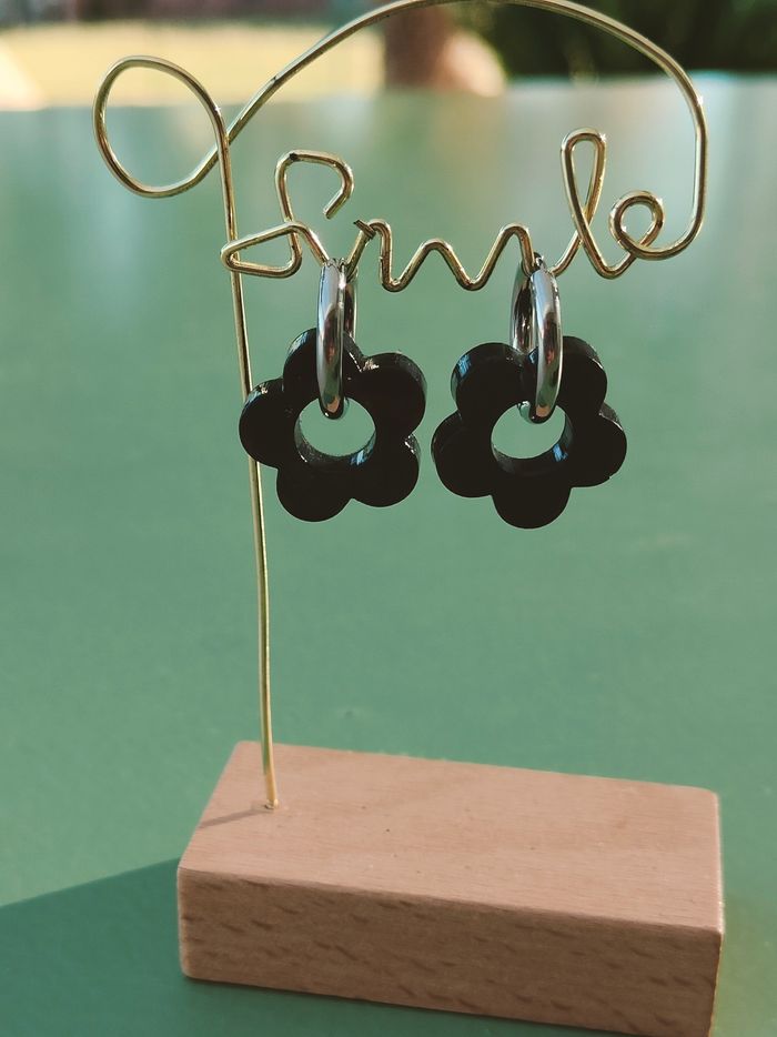 Boucles d'oreilles Fleurs - photo numéro 2