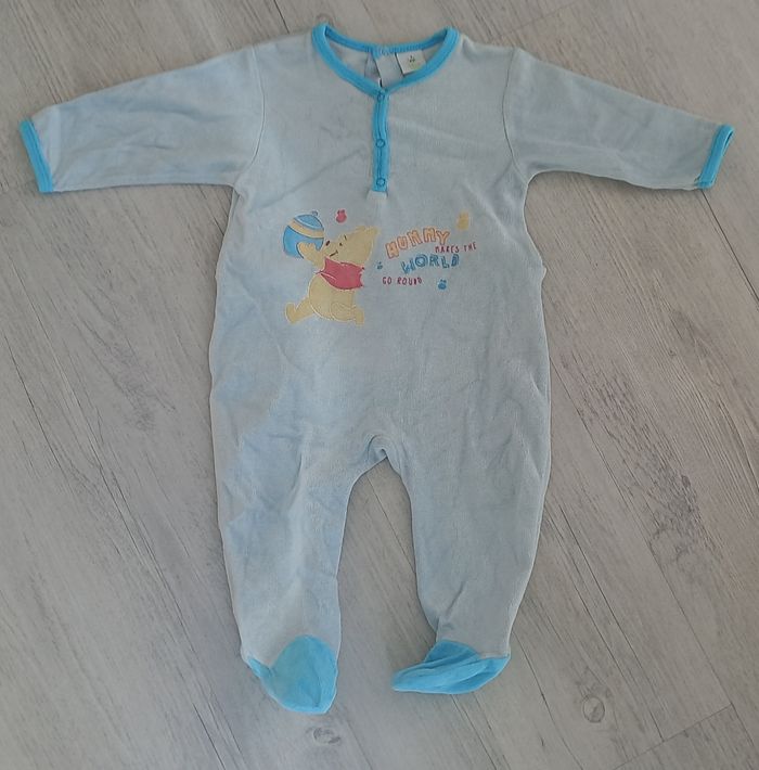 2 pyjamas 1 pièce - photo numéro 3