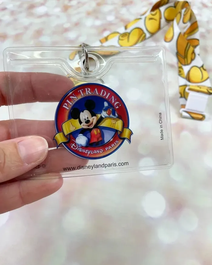 Lanière tour de cou Disneyland Paris Pins Trading - photo numéro 2