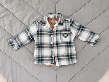 Chemise chaude à carreaux et sherpa