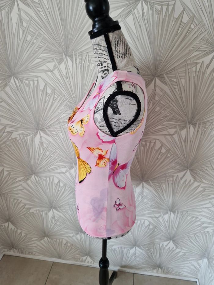 Joli haut motifs papillons taille 36 - photo numéro 4
