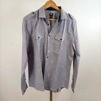 Chemise grise coton poches boutonnées H&M manches longues style casual taille L- L A1297