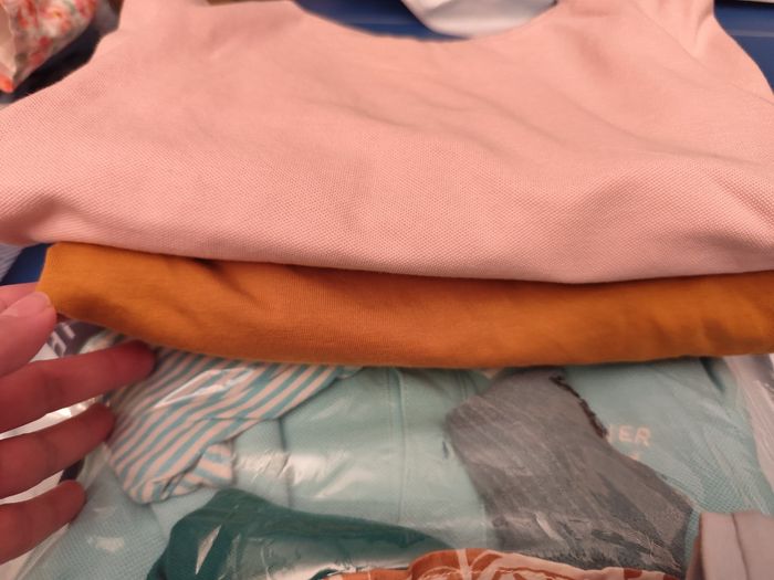 Lot de vêtements garçon( lire l'annonce svp avant achat) - photo numéro 4