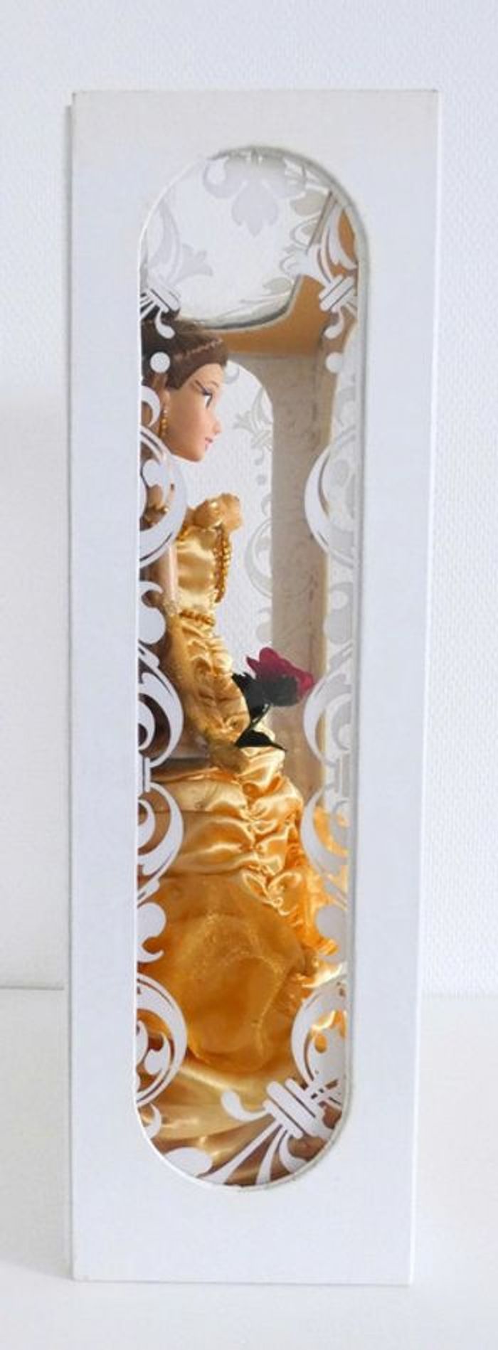Poupée édition limitée LE Belle Disney NEUVE - photo numéro 13