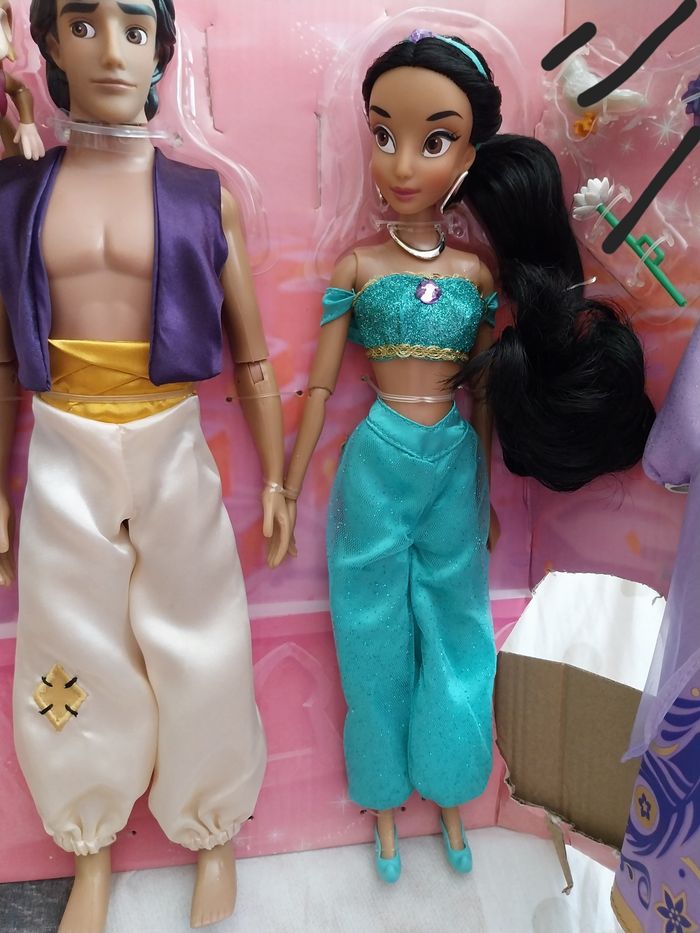 Couple de Poupées Aladdin singe Abu et Jasmine- Coffret de poupées Aladdin Disney - photo numéro 2